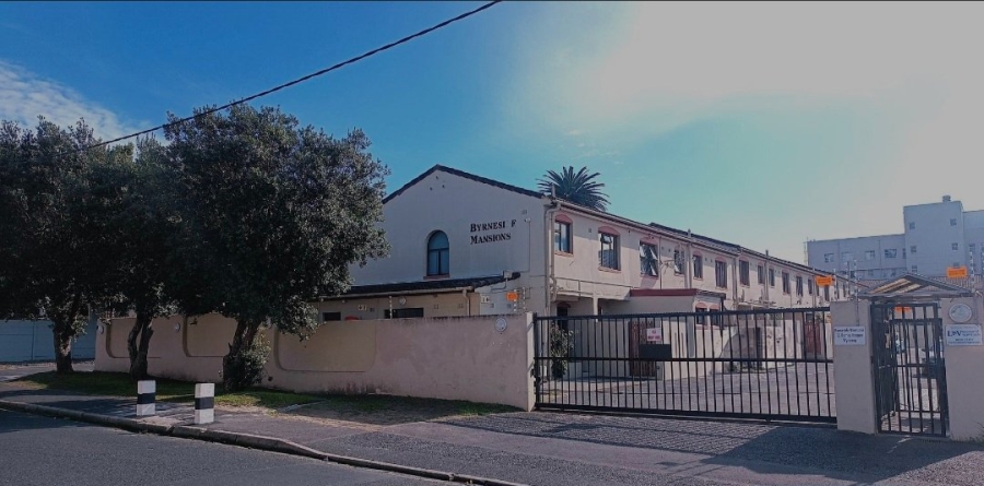  Bedroom Property for Sale in Wynberg Western Cape